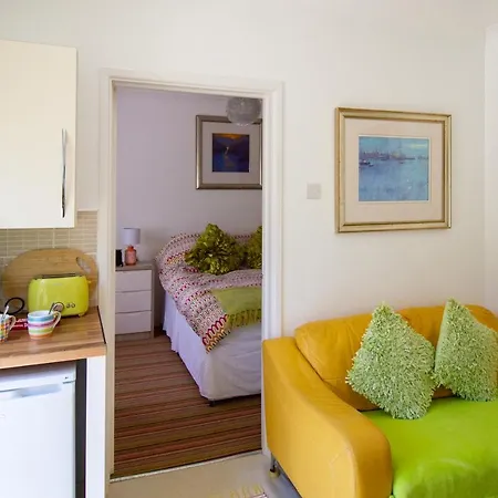 Krissie's Marazion